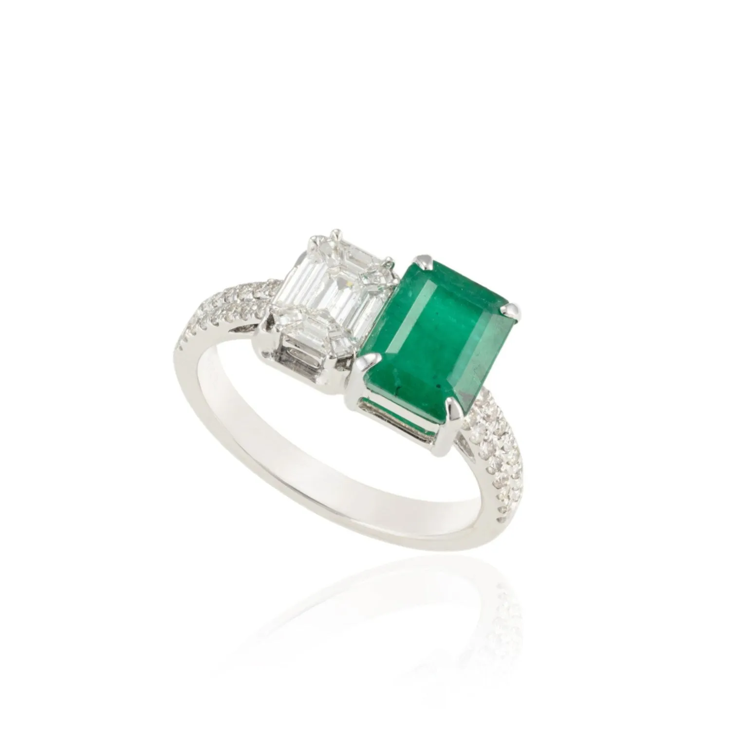 18K Gold Emerald Diamond Wedding Ring