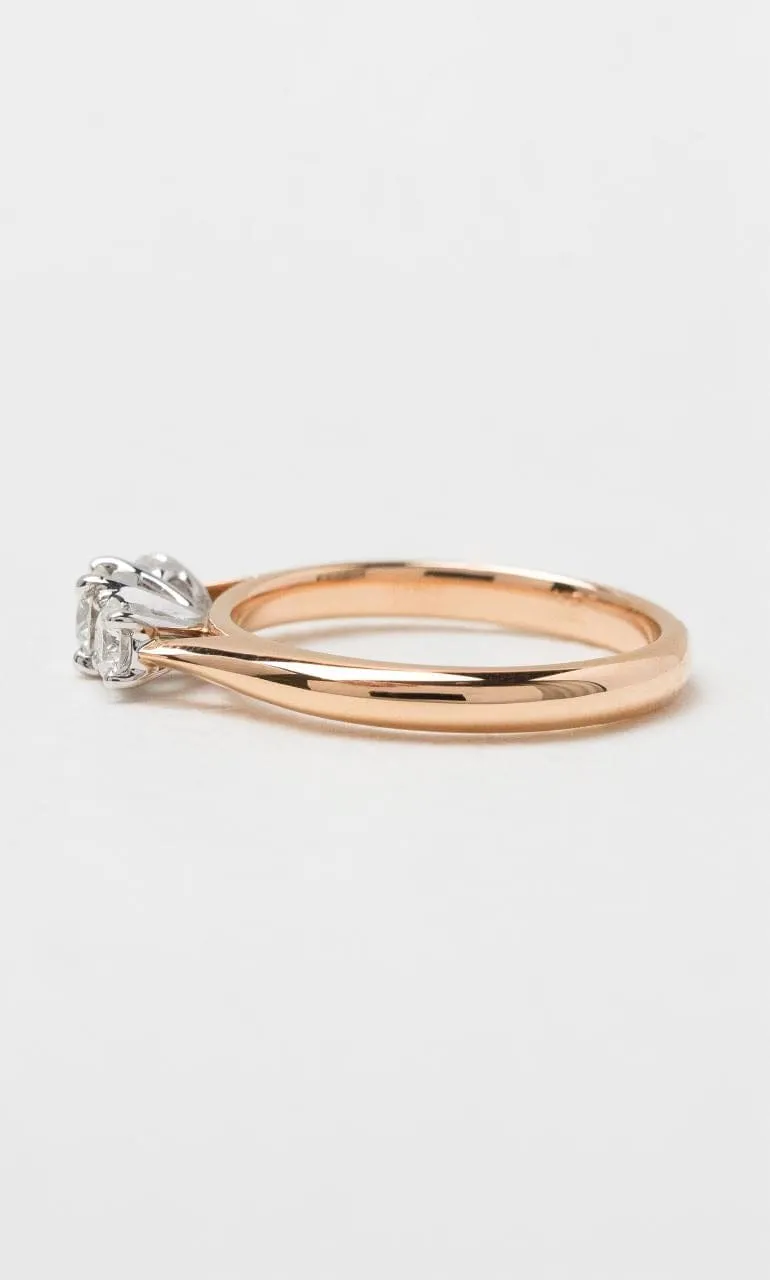 18K RWG 0.55ct TDW Round Brilliant Trilogy Diamond Ring