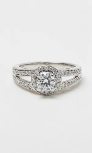 18K WG 0.90ct TDW Round Brilliant Diamond Halo Style Ring