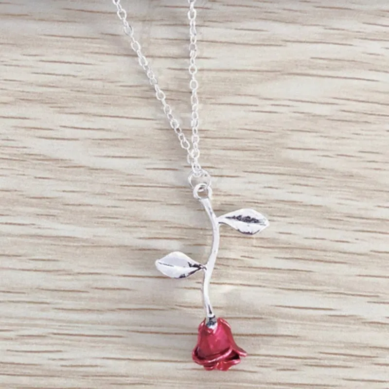 22 cm. Rose Gold Chain Link Romantic Bracelet for Women and Girls - Red Enamel Rose Jewelry - Valentine For Lovers