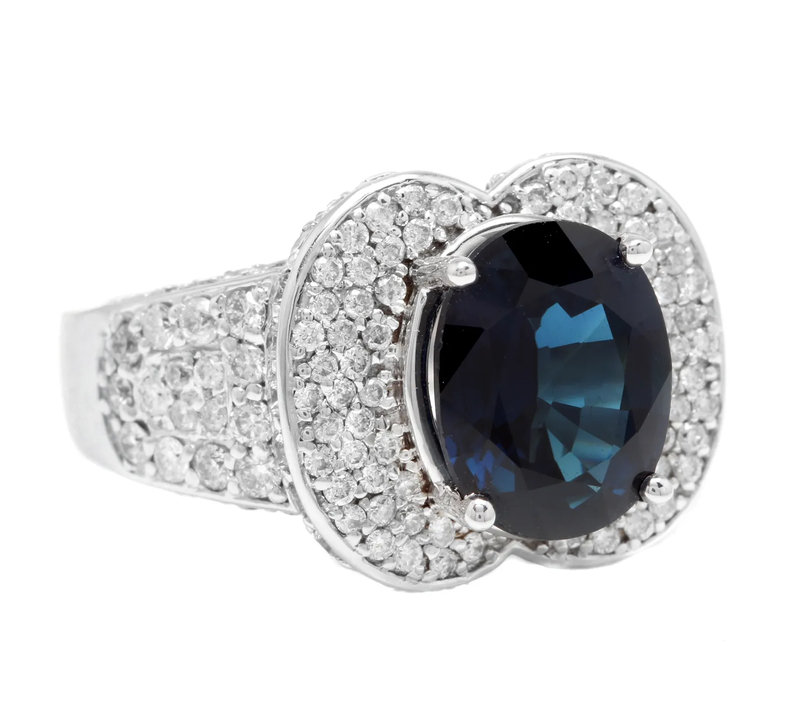 6.20 Carats Exquisite Natural Blue Sapphire and Diamond 14K Solid White Gold Ring