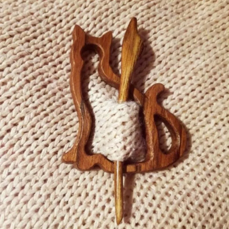 Brooch Pin with Wooden Animal Pattern  - 🔥🔥Pre-sale For A Limited Time With The Lowest Discount