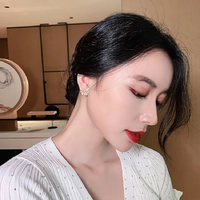 creative heartbeat stud Earrings
