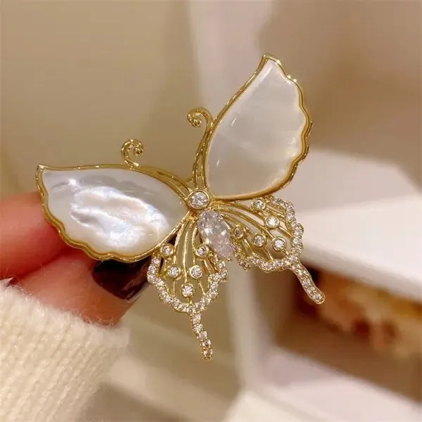 Delicate Full Rhinestone Bird Brooch Pin For Women Girls Shiny Zircon Magpie Bee Butterfly Animal Badges Lady Clothing Jewelry