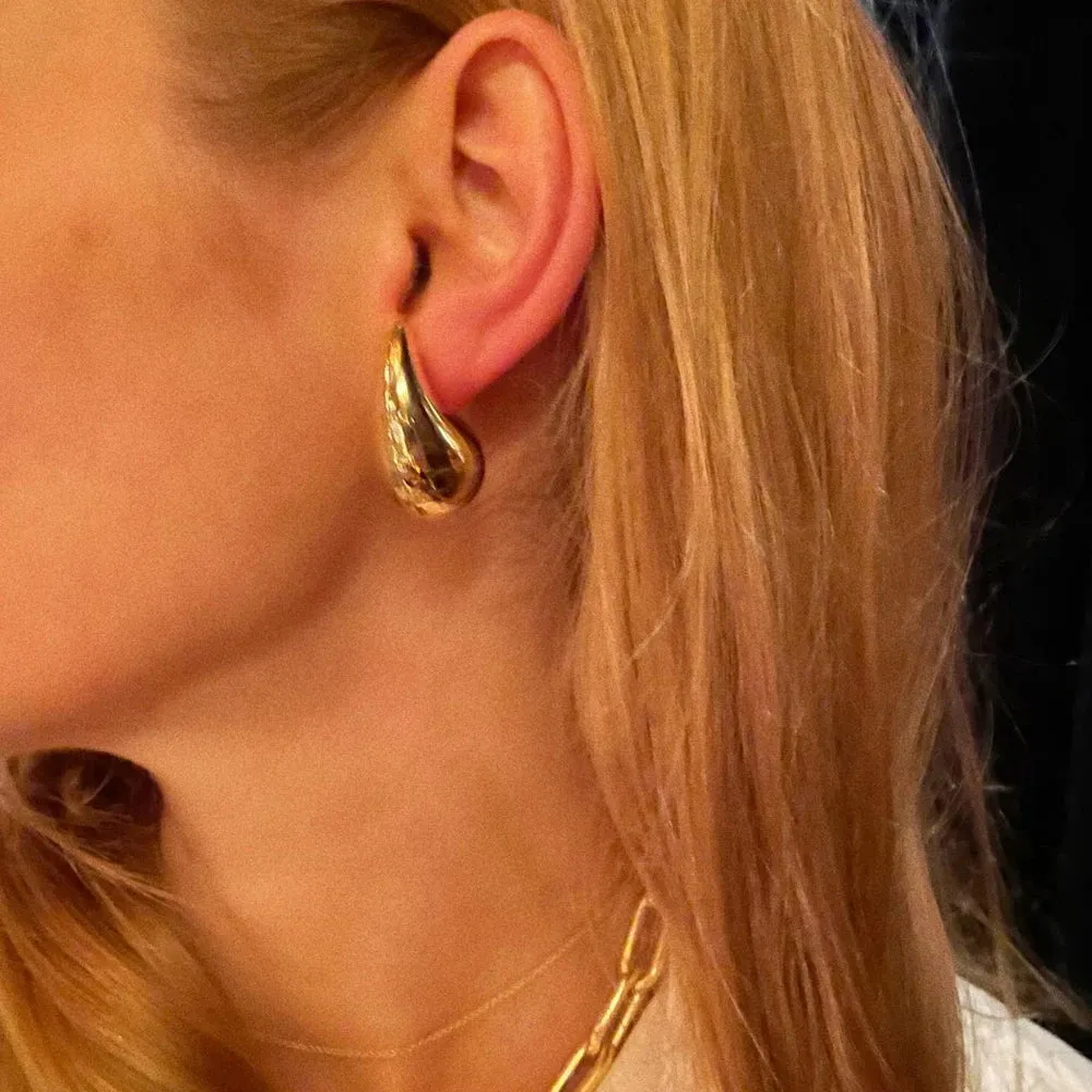 Lady Glams Asscher Oversized Chunky Gold Drop Earrings – Make a Statement with Timeless Elegance