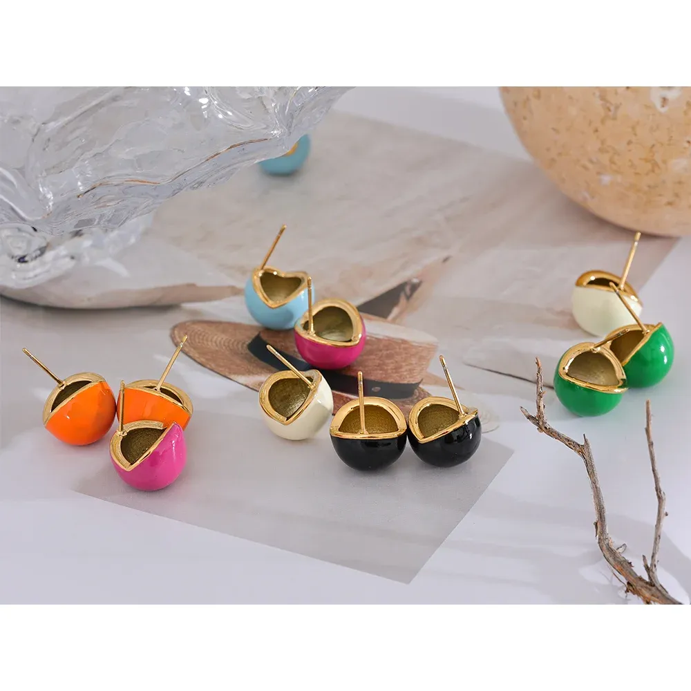Round Stud Earrings