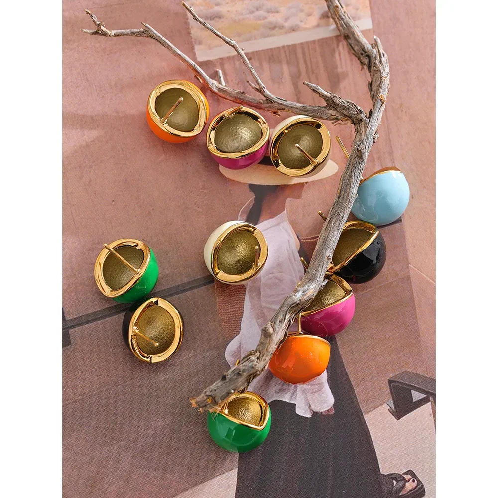 Round Stud Earrings