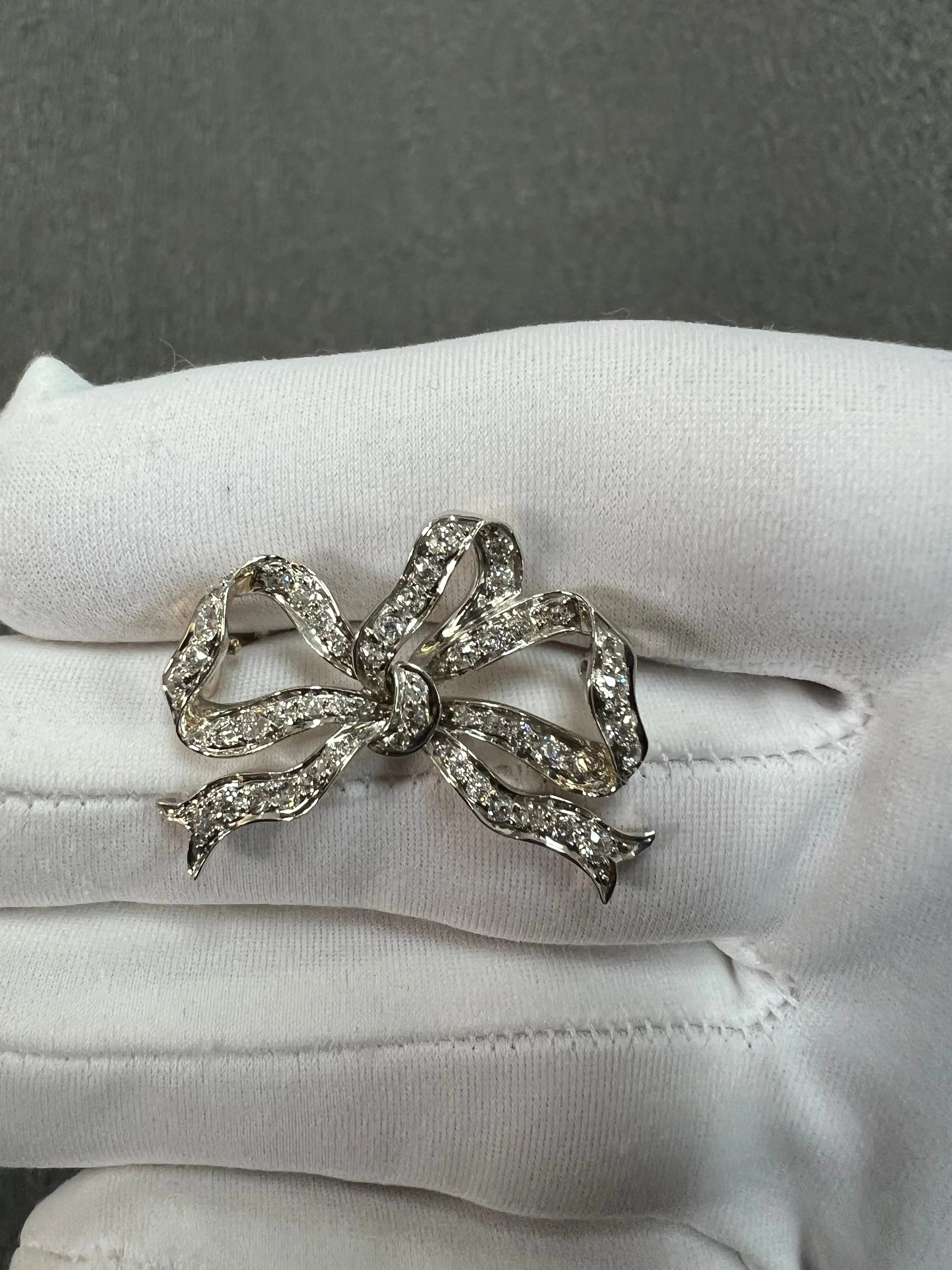 Tiffany Edwardian Old Mine Cut Diamond Platinum And 18k Gold Bow Brooch Circa 1910