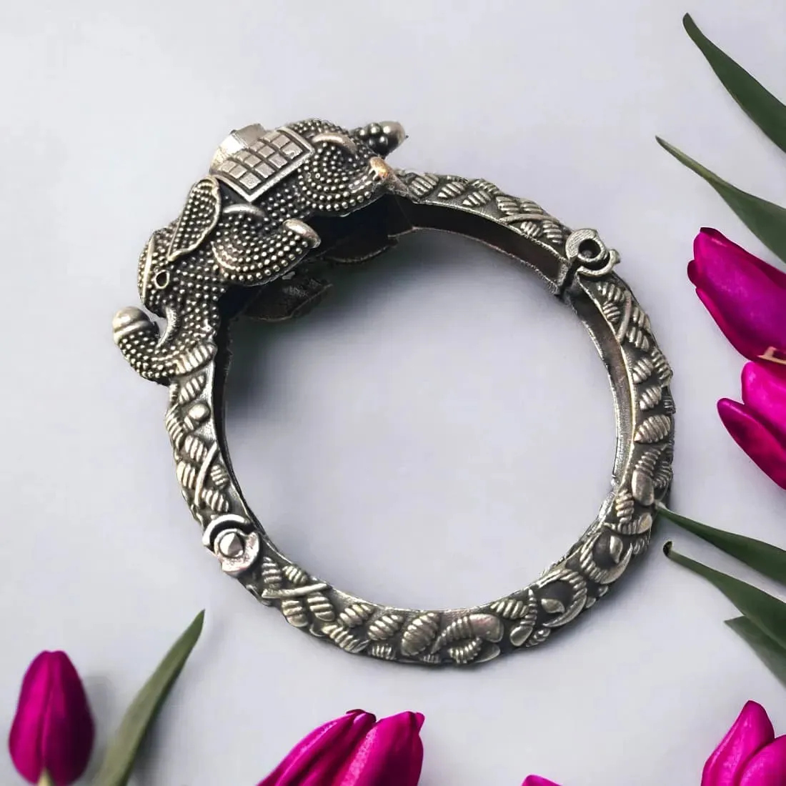 Vintage Elephant Silver Lookalike Kada Bangle, White